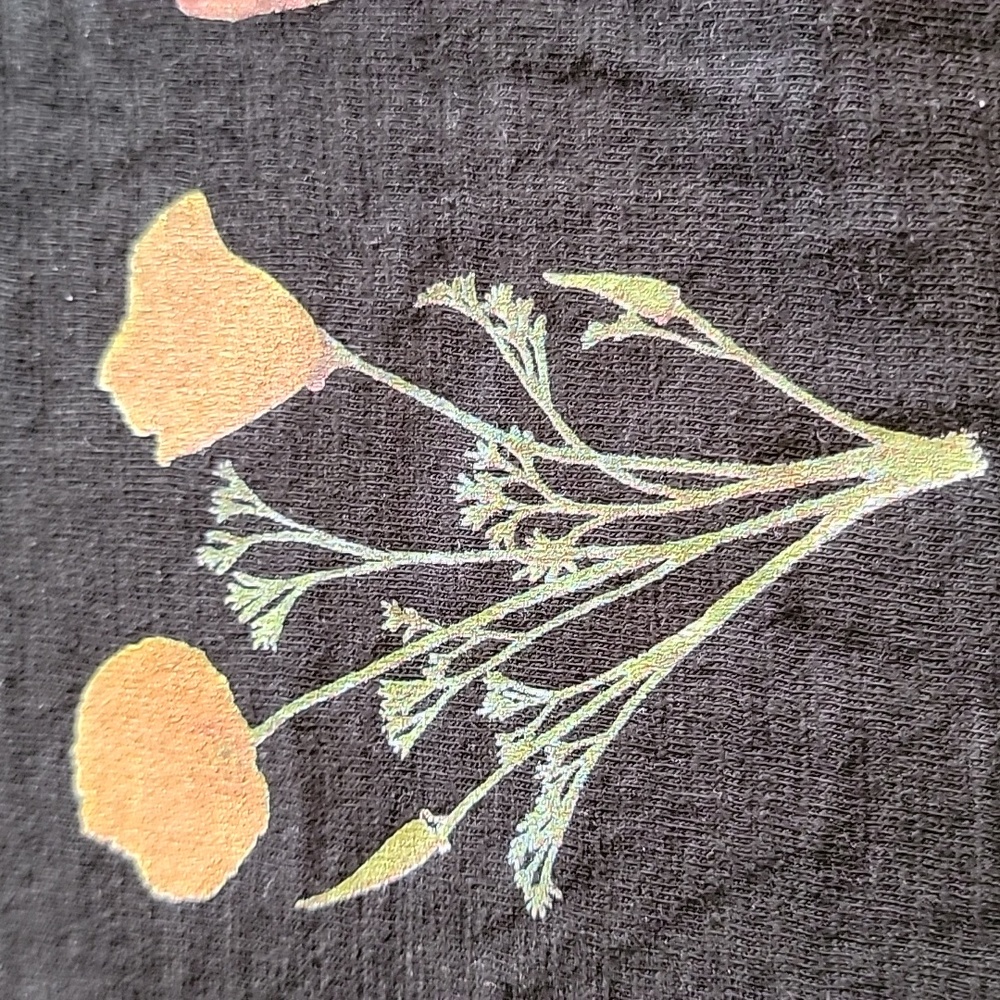 TORRID Short Sleeve Floral Design Tee Shirt Black Orange Blue size 2X 18-20 NWT - Picture 9 of 11